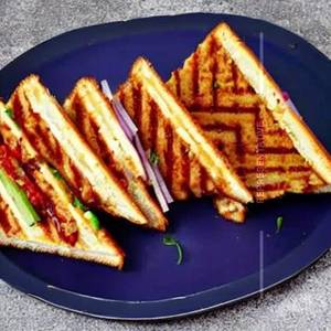 Chilli Mushroom Masala Sandwich