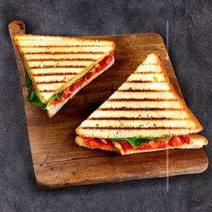 Tomato Cheese Grilled Sandwich