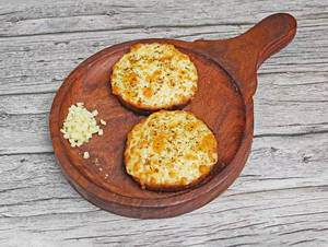 Creamy Cheese Garlic Bread