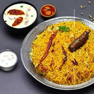 Millet  Paneer Biryani Wz Masala Raita