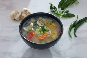 Stir Fried Vegetable In Chilli Basil