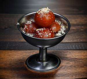 Hot Gulab Jamun [4 Pieces]