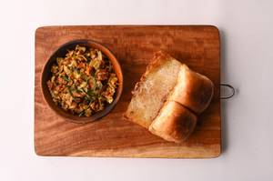 Egg Burji Buns (6pc)
