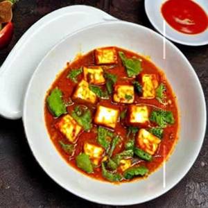 Paneer in Hot & Sour Sauce