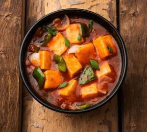 Chilli Paneer Gravy (8Pcs)
