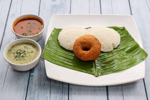 2 Idli 1 Vada Without Ghee
