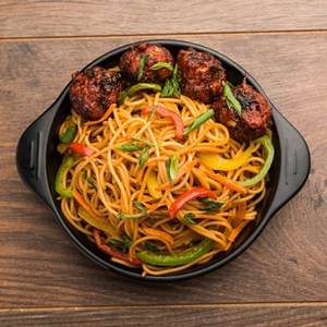 Veg Chowmein+Manchurian