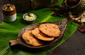 Ambur Vada (2)