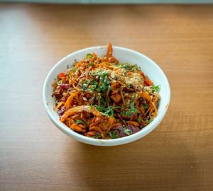 Thai noodles chicken                                                                          