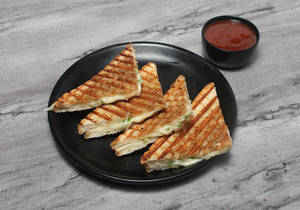 Grilled Chilli Cheese Toast