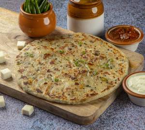 Stuffed Paneer Kulcha
