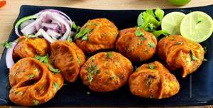 Paneer Tandoori Momos 