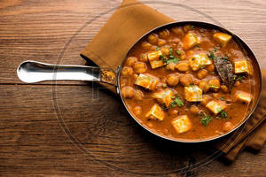 Chole Paneer