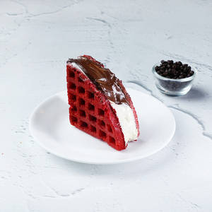 Red Velvet + Nutella Waffle