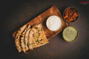 Stuffed Masala Kulcha