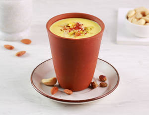 Dry Fruit Lassi [200 ml]
