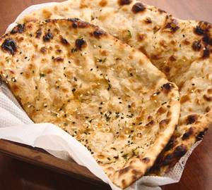 Aloo Pyaz Kulcha