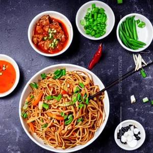 Buff Chilli Garlic Noodles