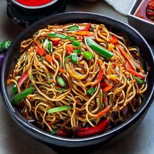 Veg Chilli Garlic Noodles