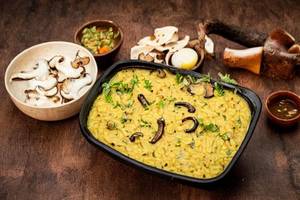 Mushroom Khichdi