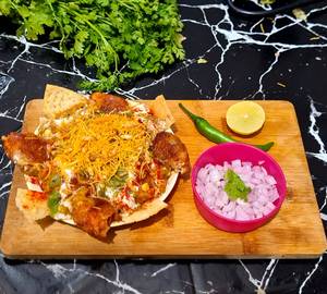 Ghee aloo tikki chaat