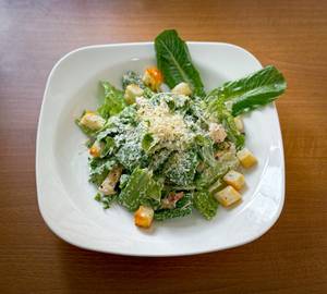 Classic caesar salad chicken                                                                    