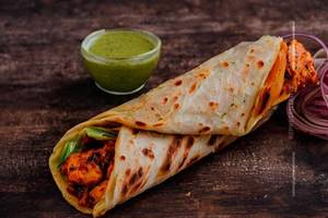 Egg Chicken Tikka Roll