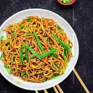 Egg Blast Hakka Noodles