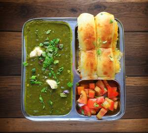 Green Butter Pav Bhaji