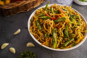 Chilly Garlic Chicken Noodles