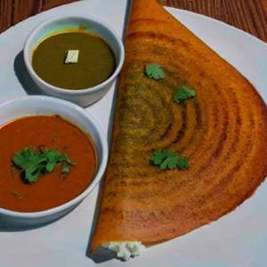 Schezwan Cheese Dosa