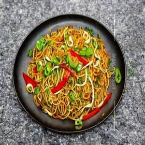 Veg Thai Roasted Fried Noodles