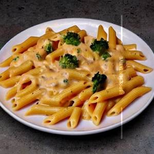Penne Chicken N Cheese Sauce