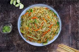 Singapore Veg Noodles