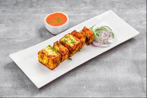 Paneer Tandoori Cheese Roll