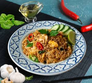 Basil Leaves Fried Rice Chicken