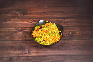 Veg Noodels Schezwan