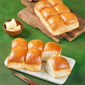 (6 Pcs Of Bombay Pav)