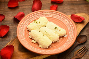 Malai Chamcham (4pcs)