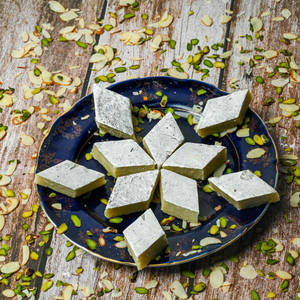 Badam Katli
