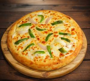 Classic onion capcicum pizza