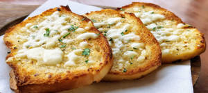 Garlic Bread With Cheese