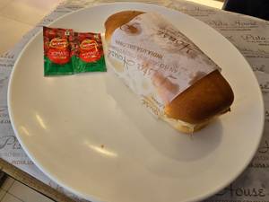 Chicken Butter Roll (1pc)