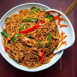 Chilli Chicken Hakka Noodles Bowl