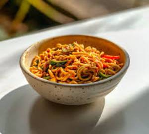 Veg schezwan maggi