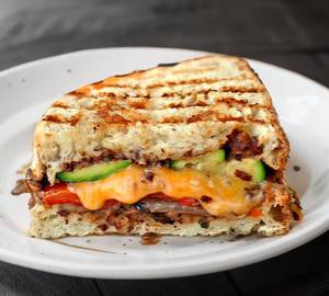 Veg Mexican Sandwich (Grilled)