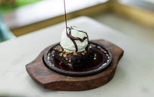 Sizzling Brownie