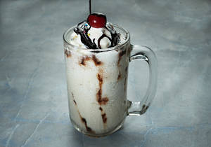 Vanilla Ice Cream Milkshake