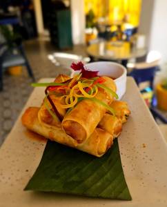 KAFFIR LIME SPRING ROLL