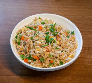 Chinese fried rice chicken                                                  